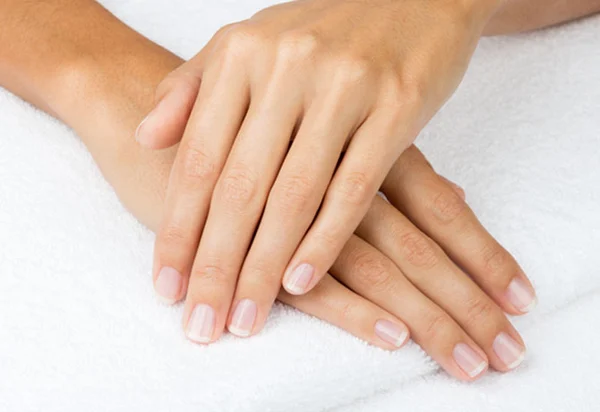 How much bacteria is under your fingernails? Healthy nails!