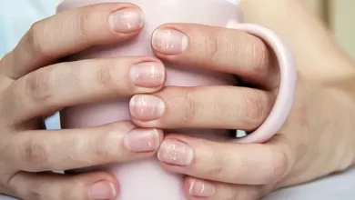 How much bacteria is under your fingernails? Healthy nails!